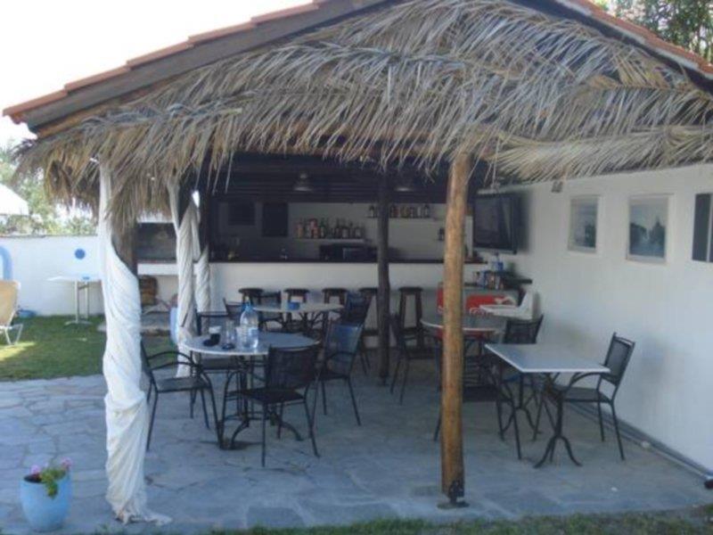 Zephyros Aparthotel Polychrono Exterior photo